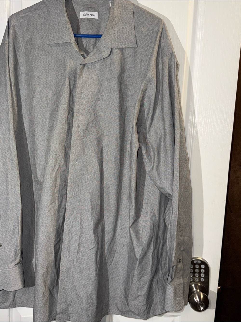Calvin Klein Men's Light Gray Patterned Long-Sleeve Dress Shirt